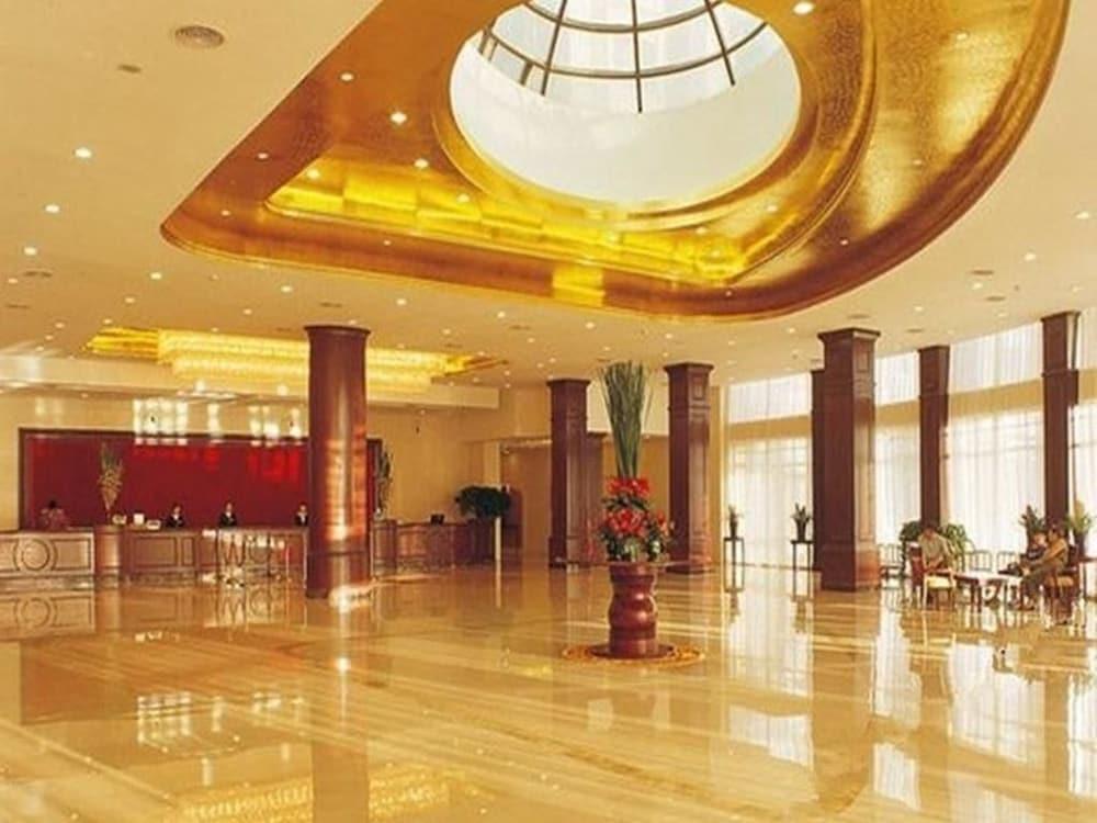 Shanghai Rongju Hotel Lujiazui Hotel Exterior foto